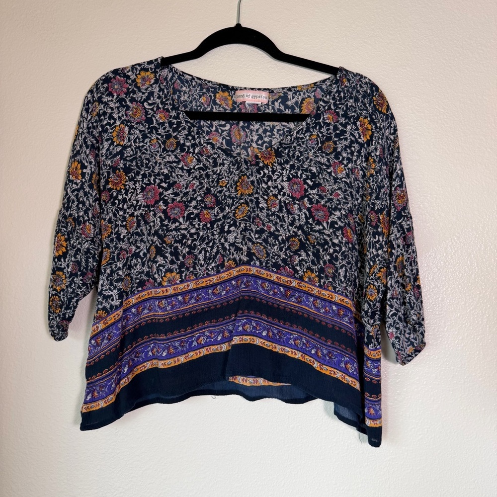 Band of Gypsies Boho Floral Navy Cropped Blouse, Medium